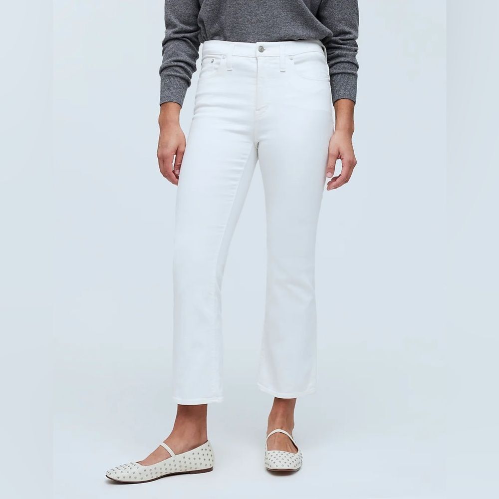 Madewell NWT mid rise kick out crop White Jeans